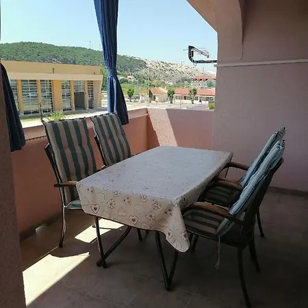 Apartment 5019a
